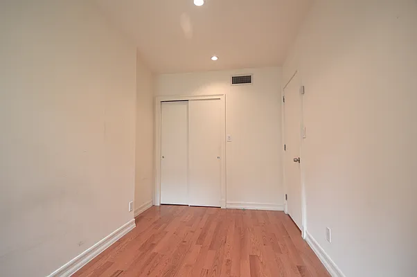 Rented by Maz Group NY | media 8