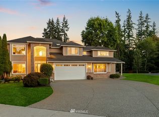 832 Harvest Rd, Bothell, WA 98012