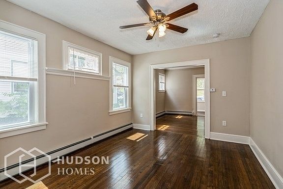 5th image of 242 Lincoln Pl #1