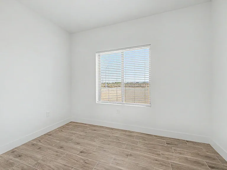 12138 S Airport Rd — Photo 22