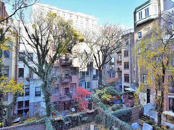 2nd image of 309 W 76th St APT 1C