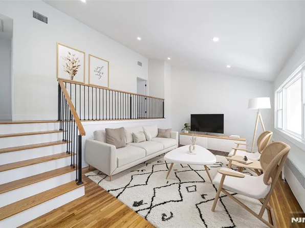 564 Boulevard, New Milford, NJ 07646