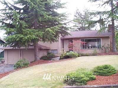 1st image of 17233 NE 15th