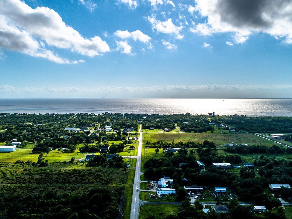 1st image of Eagle Rd