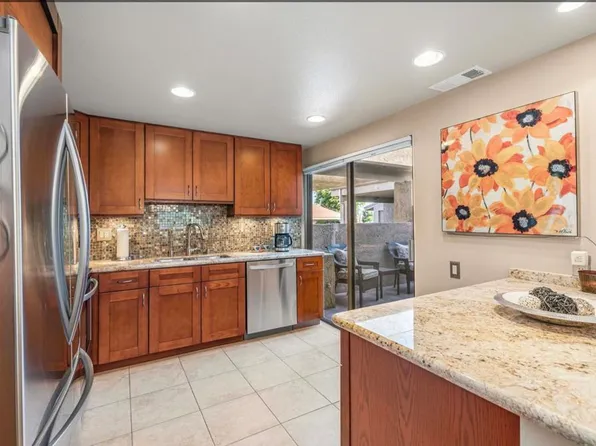 48665 Moon Terrace Ln, Palm Desert, CA 92260