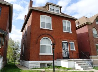 5244 Ridge Ave, Saint Louis, MO 63113