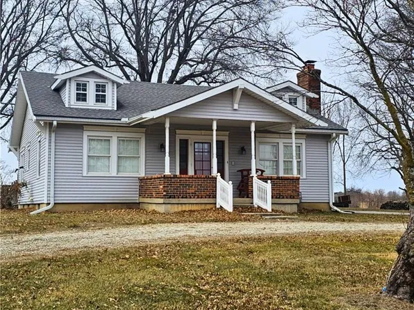 10304 Howard Rd, Lees Summit, MO 64086