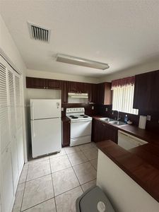 7125 NW 173rd Dr APT 2401, Hialeah, FL, 33015