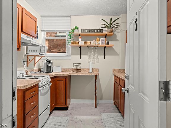 2nd image of 2769 Hampshire Rd APT 6