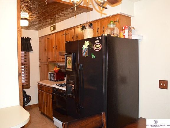 4th image of 4219 S 42nd St