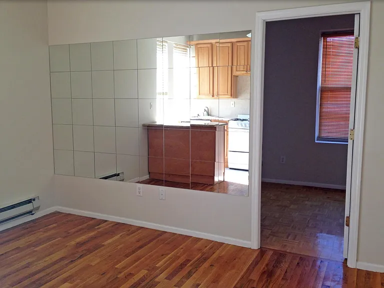 734 Adams St #4A — Photo 3