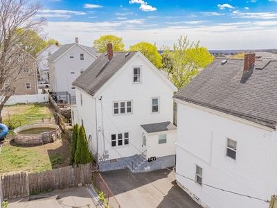 28 Lapham St, Fall River, MA, 02721