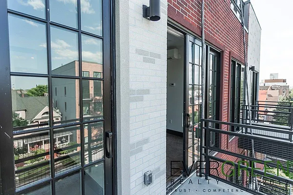 Rented by ERNY LLC | media 6