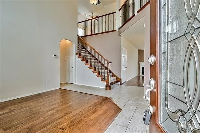 4 bed, 2602 sqft, $2,800 — Photo 4