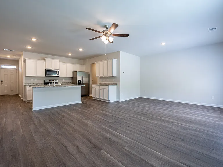 3422 Firestone Dr — Photo 7
