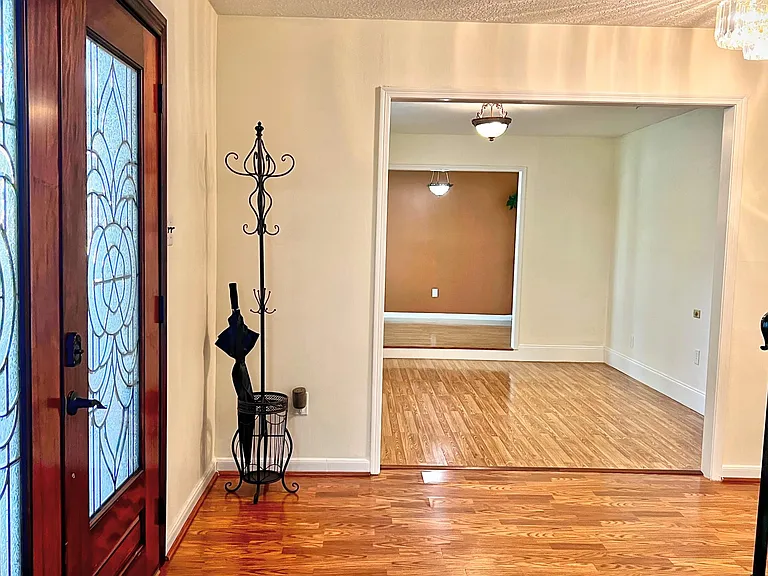 16902 Summit Oaks Ln — Photo 5