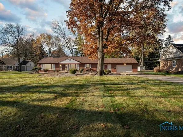 1914 Green Valley Dr, Toledo, OH 43614