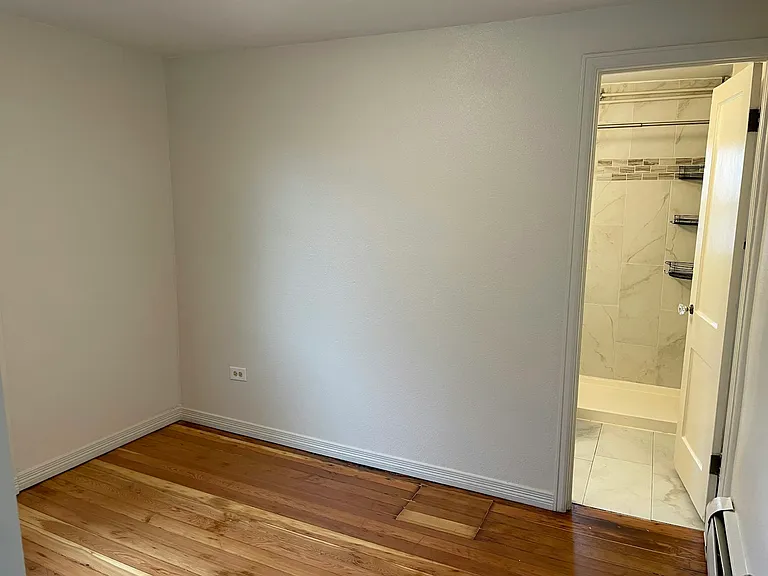 624 Knox Ct #4 — Photo 12