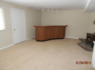 28 Pitman Hill Rd, Saint Charles, MO 63304