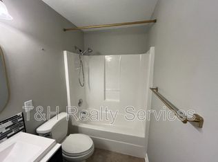 1750 Bentbrook Dr, Avon, IN 46123