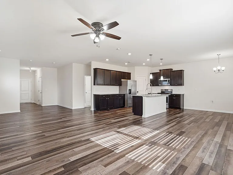 2116 Water Marsh Trl — Photo 7