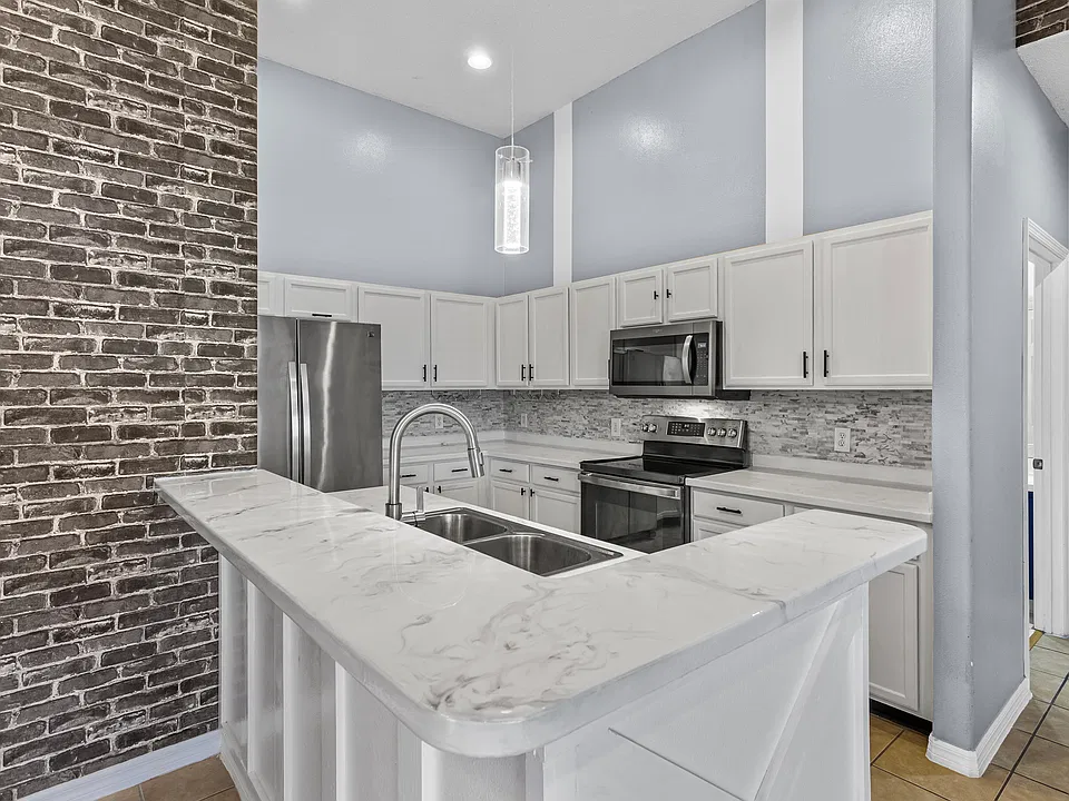 13046 Island Breeze Ct