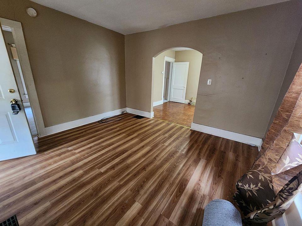 1111 Murray Ave, Akron, OH 44310 Zillow