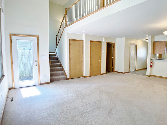 3rd image of 2550 Carnegie Dr #2550