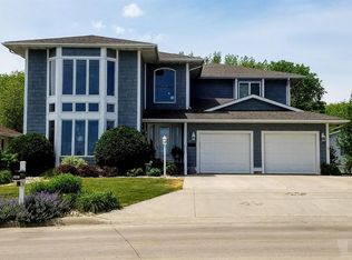 2607 E Lake St, Ventura, IA 50482