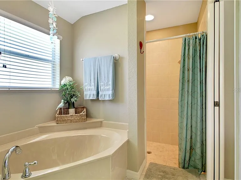 155 Long Meadow Ln — Photo 26