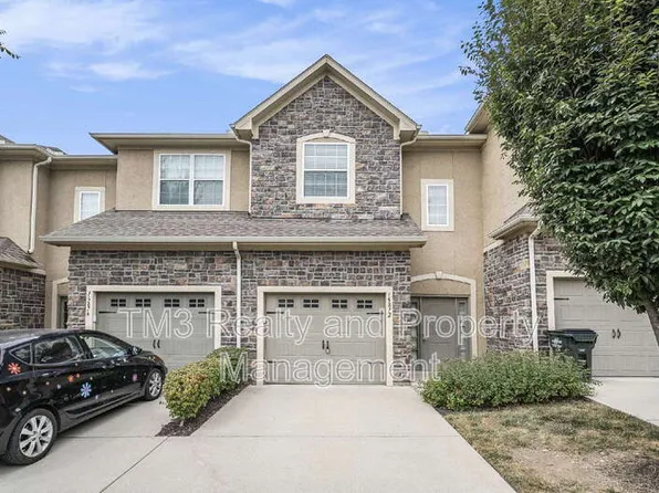 15872 Valley View Dr, Overland Park, KS 66223