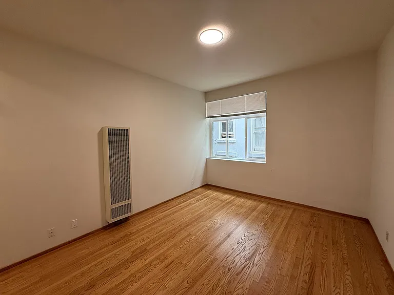 748 Jackson St #7 — Photo 3