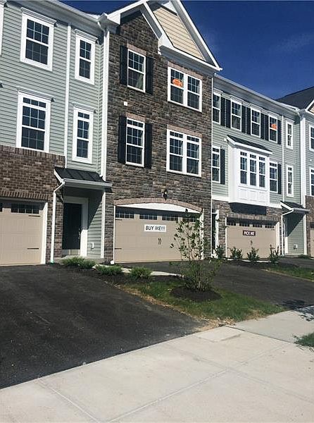 1st image of 204 Eagle Dr