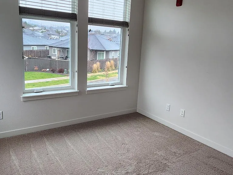 Cedar Commons — Photo 10