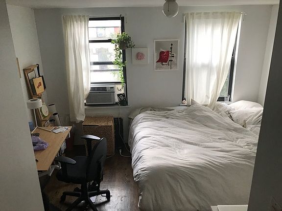 2nd image of 198 Stockholm St APT 3R