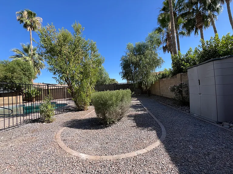 8611 E Vista Dr — Photo 14