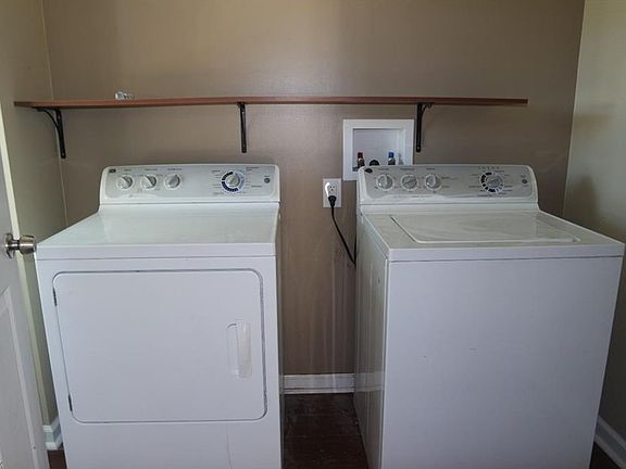 5th image of 1891 Sagamore Dr