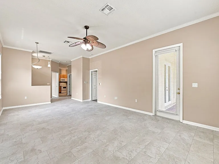 7505 Wimpole Dr — Photo 12