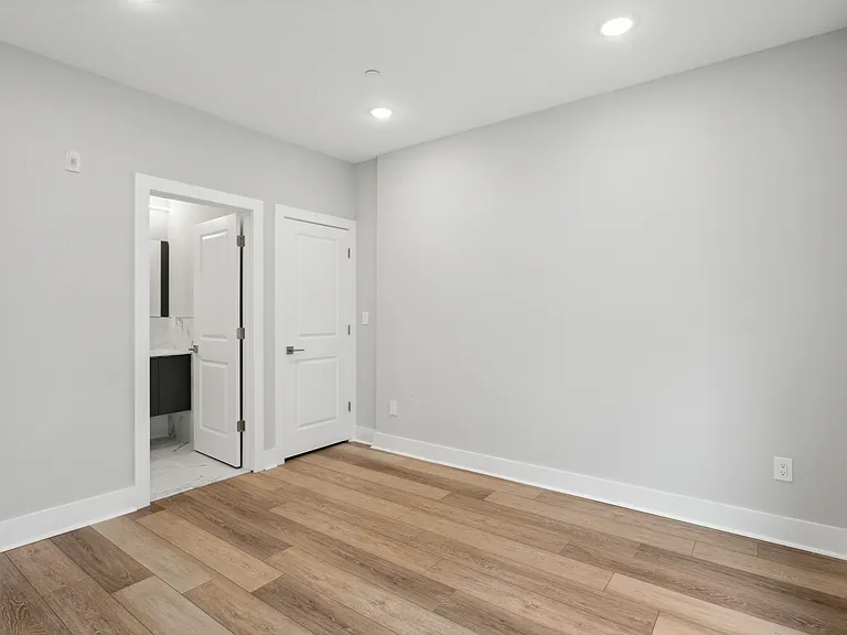 2125 Norris St #2 — Photo 5