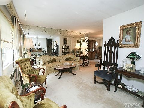 4th image of 3945 Daleview Ave