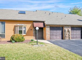 99 Westview Mnr, York, PA 17408