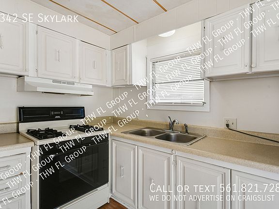 4th image of 8342 SE Skylark Ave