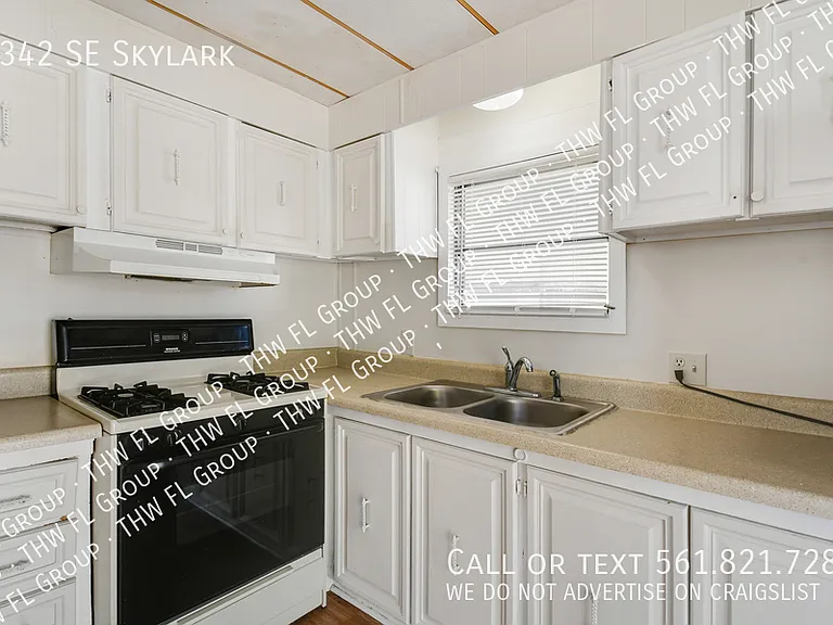 8342 SE Skylark Ave — Photo 8