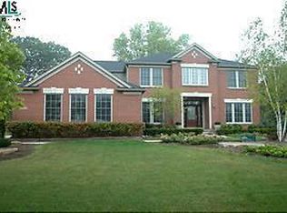 49851 Waterstone Estates Cir, Northville, MI 48168