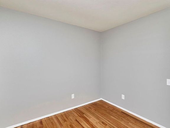 4th image of 3053 Orton St