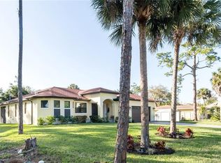28017 Oak Ln, Bonita Springs, FL 34135