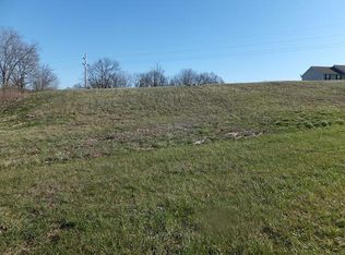 111 Dove Trace Dr, Mount Sterling, KY 40353
