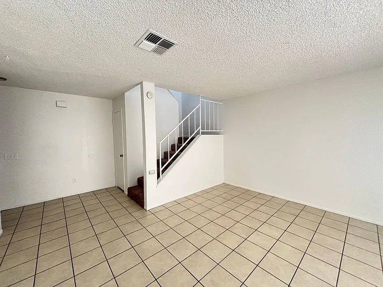 38729 11th St E #17 — Photo 6