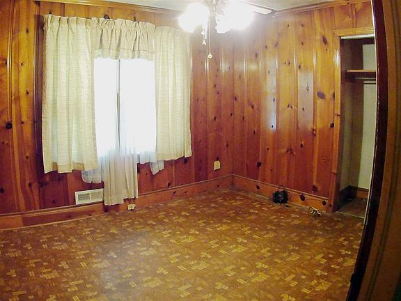 4th image of 825 Magness Dr