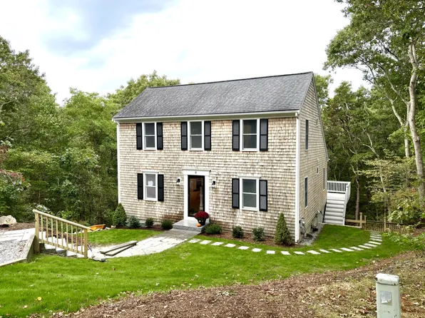 8 Wayside Lane, Sandwich, MA 02563